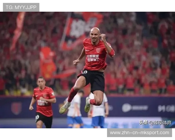 成都蓉城新星帅惟浩边路突破,多次射门威胁 成都蓉城新星帅惟浩边路突破,多次射门威胁